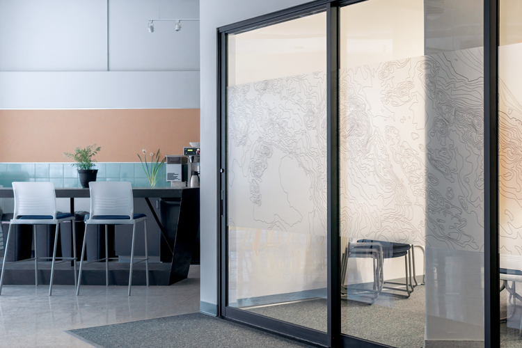 Swing doors vs. Sliding Doors